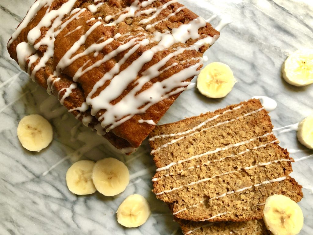 banana gingerbread