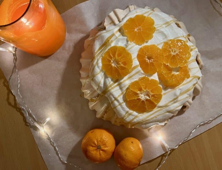 Mandarin Honey Pavlova Desserts Of The World Maverick Baking