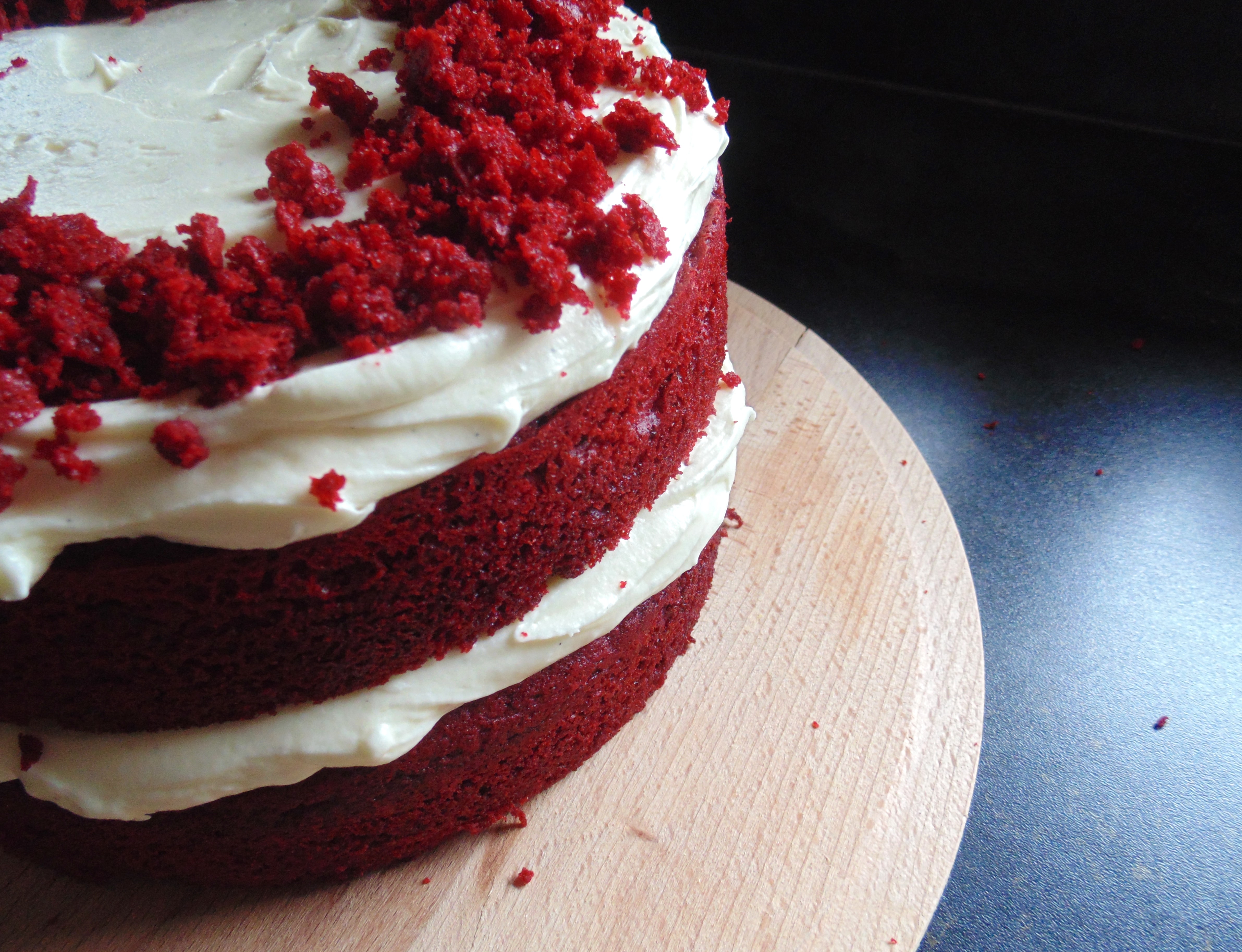 Best Frosting For Red Velvet Cake / Eat Cake For Dinner: The BEST Red ...