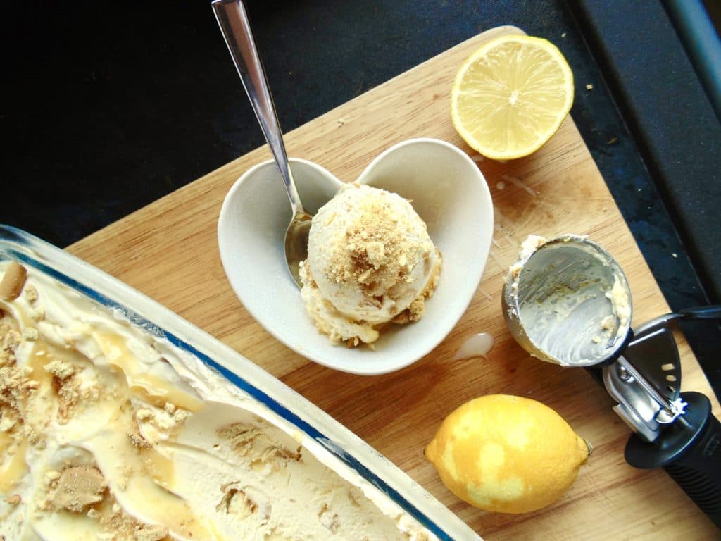Easy Lemon Cheesecake Ice Cream