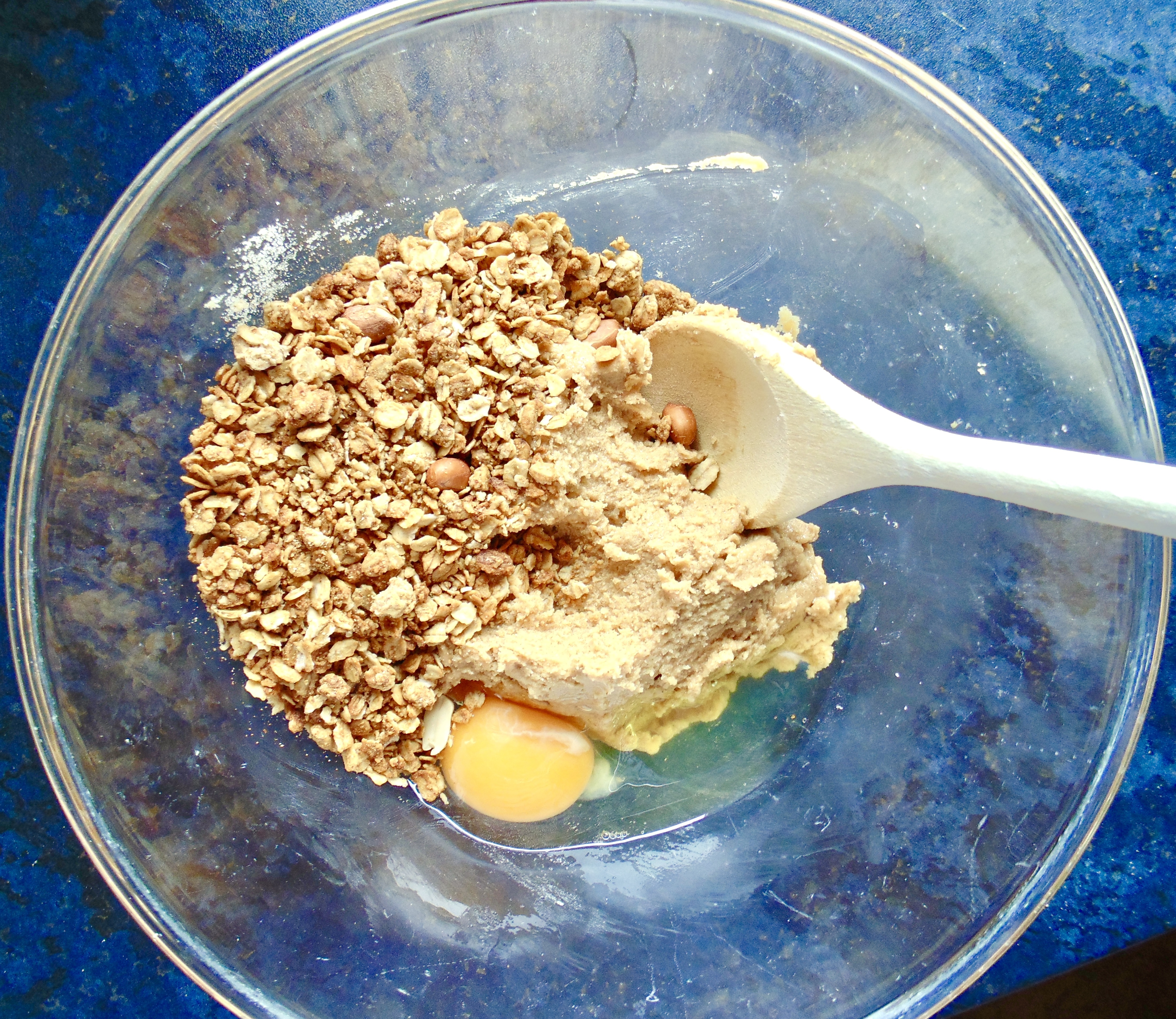 Flourless Salted Peanut Butter Crunch Cookies