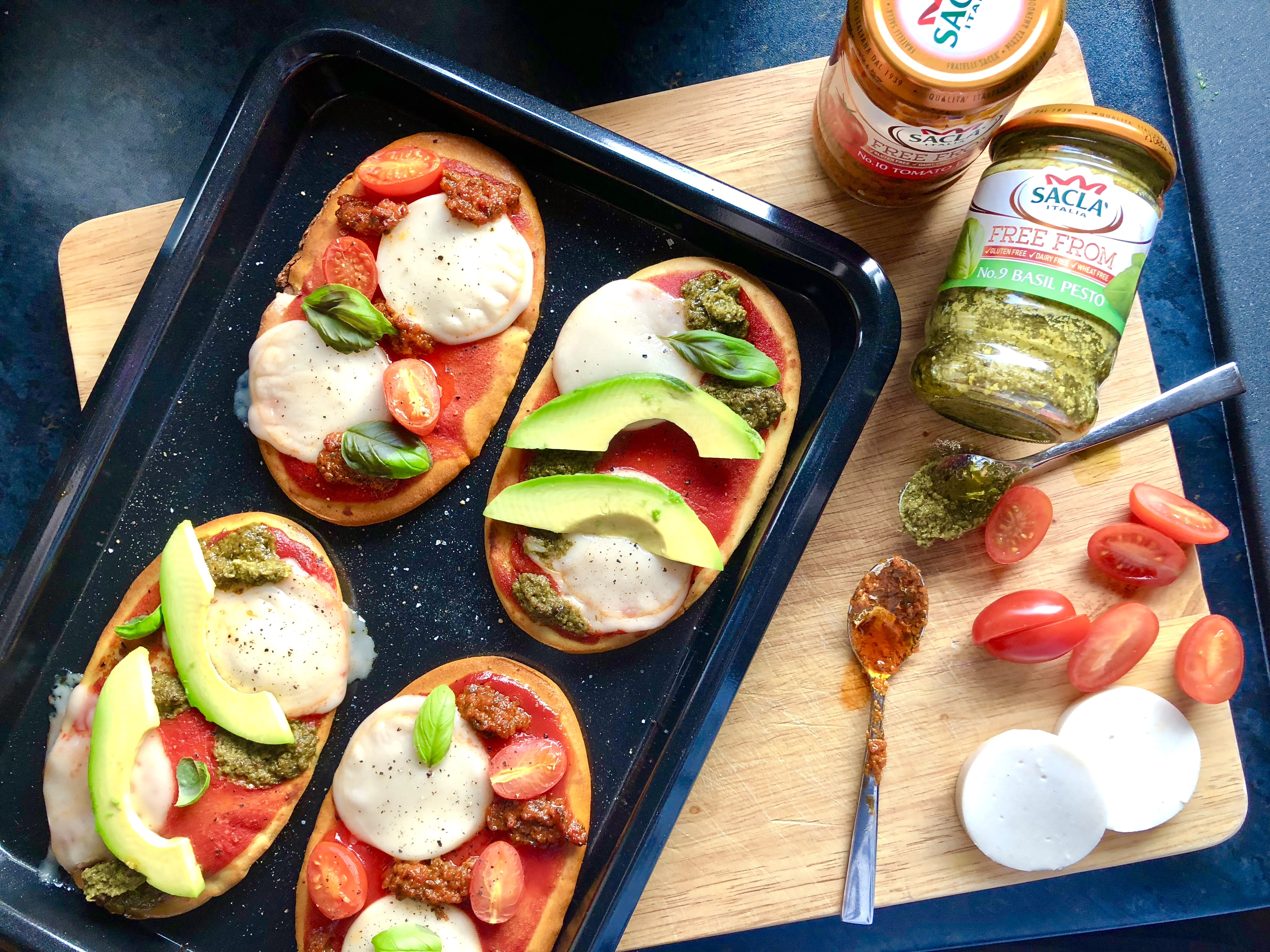 quick pesto pitta pizzas