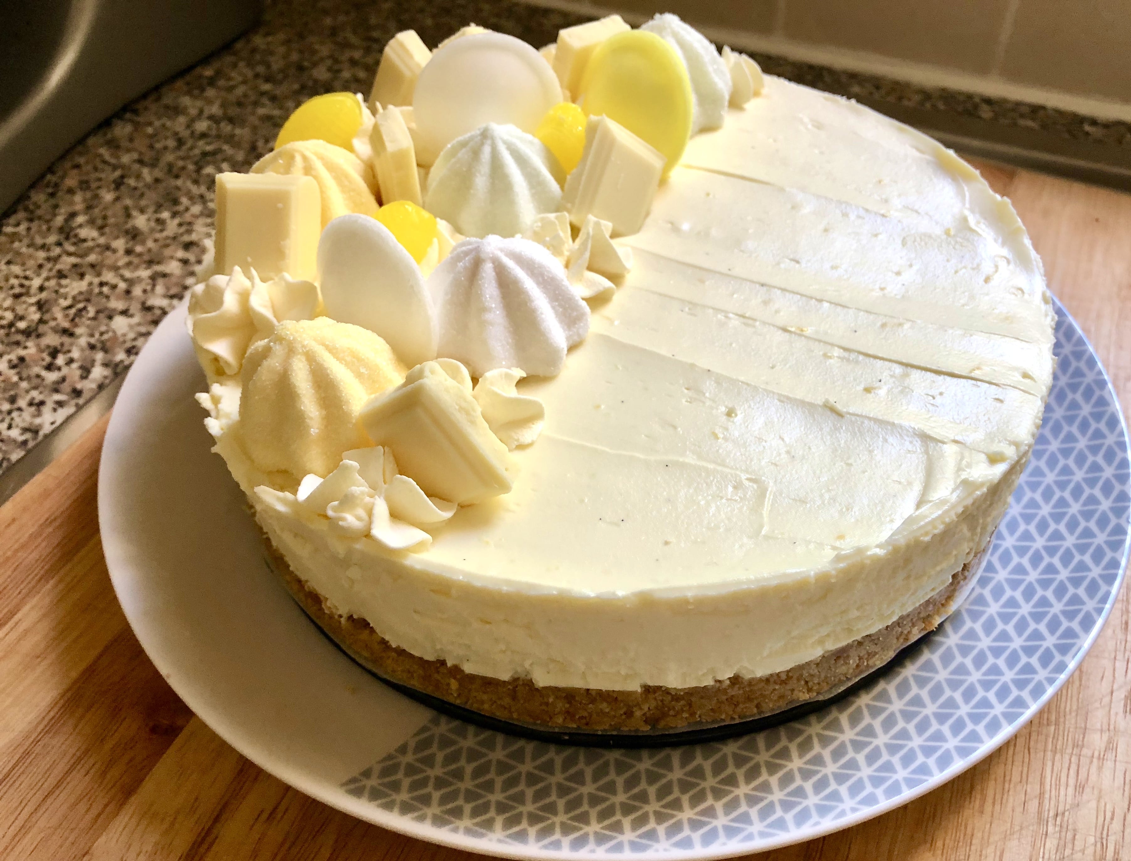 lemon white chocolate cheesecake