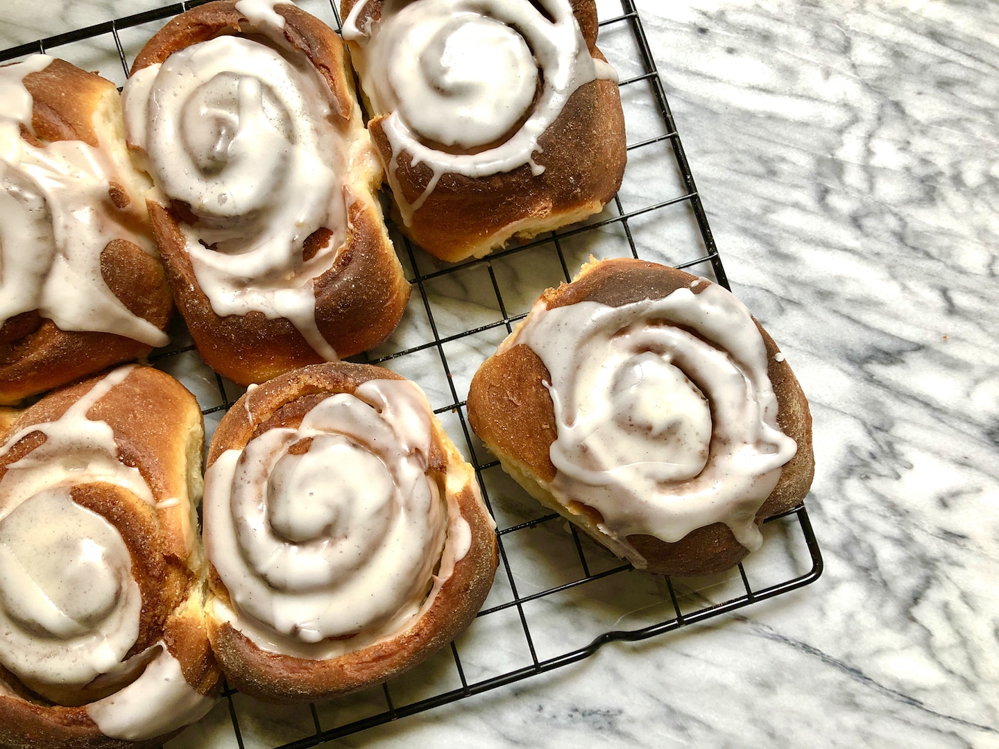 lazy girl cinnamon rolls