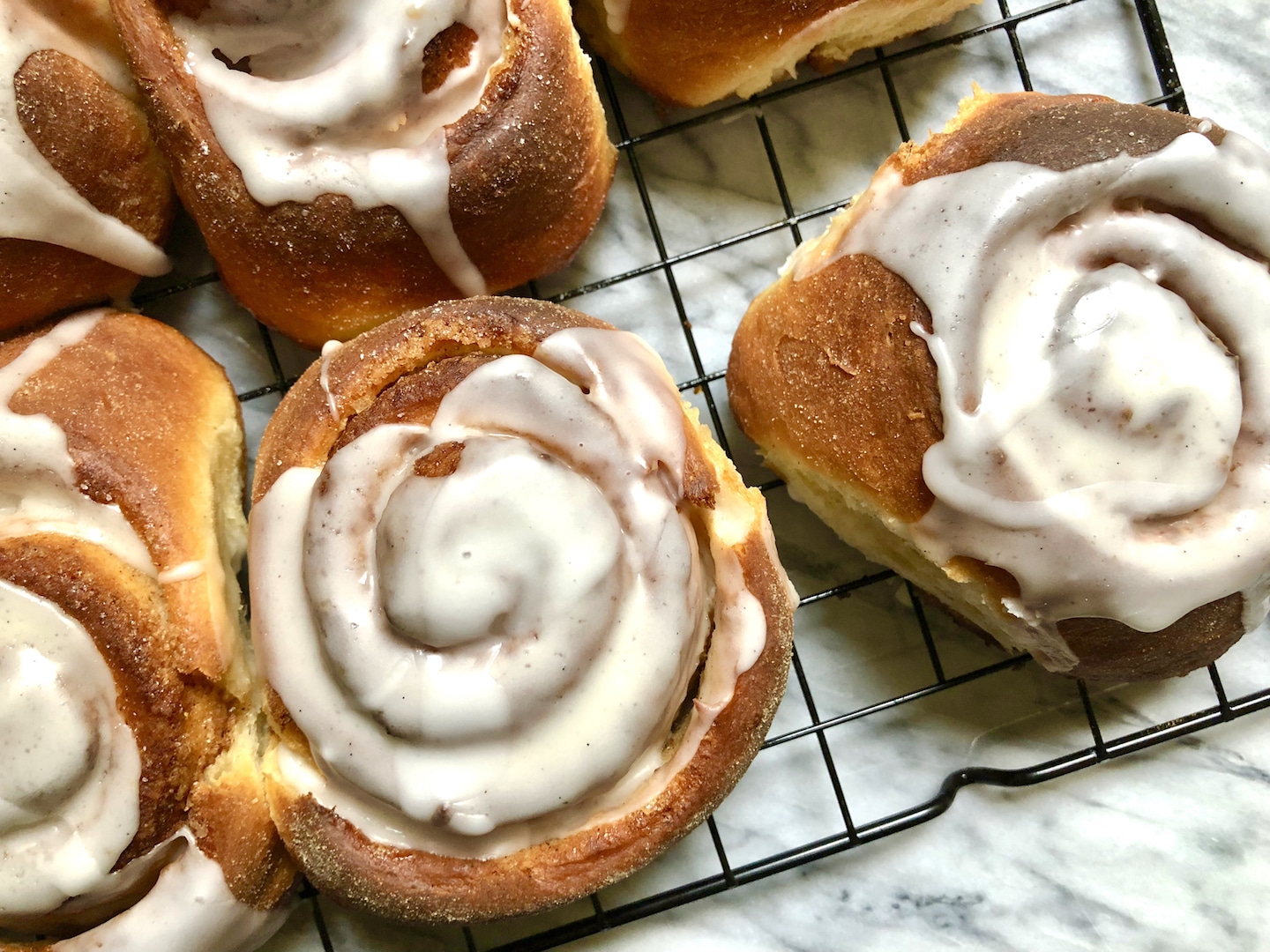 lazy girl cinnamon rolls