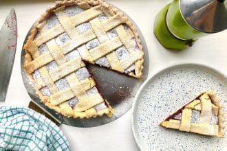 italian strawberry crostata