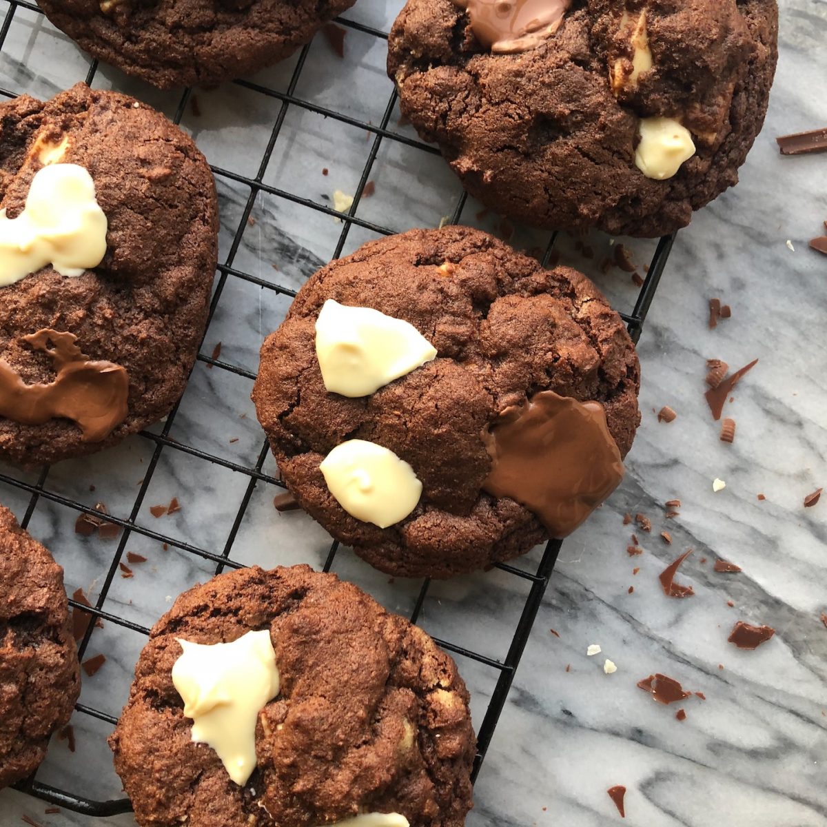 chunky triple chocolate cookies