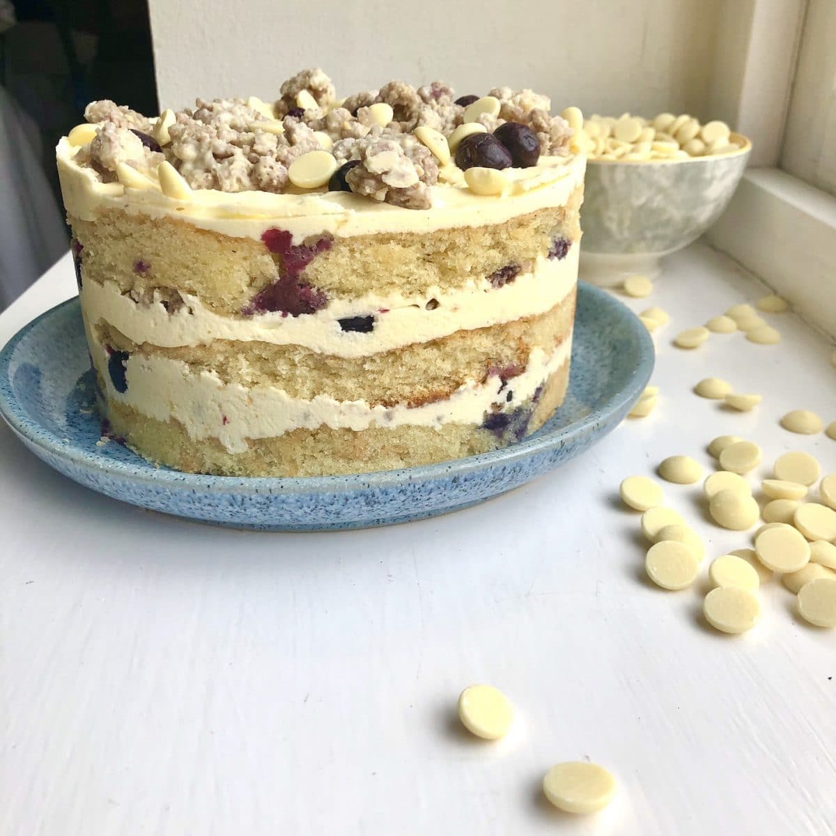 blueberry white chocolate cake