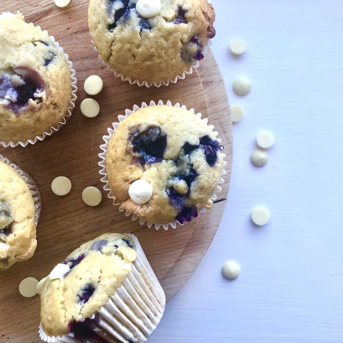 blueberry white chocolate muffins