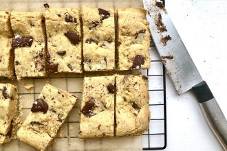 Salted Dark Chocolate Chunk Cookie Bars