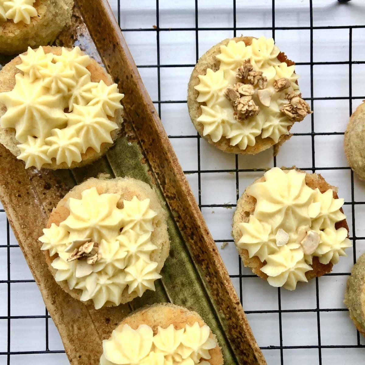 banana cakes with coconut creme patissiere