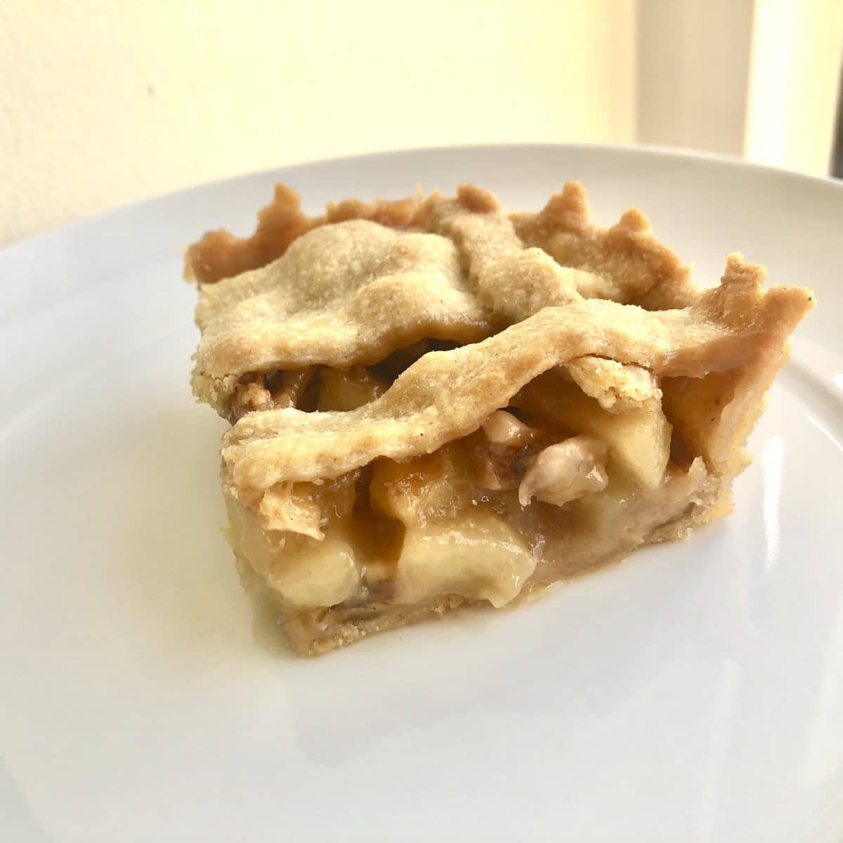 spiced salted caramel apple pie