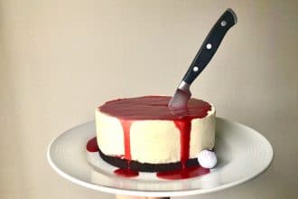 bloody good halloween cheesecake