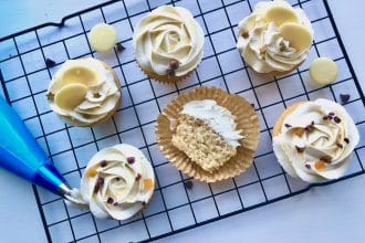 vegan vanilla cupcakes